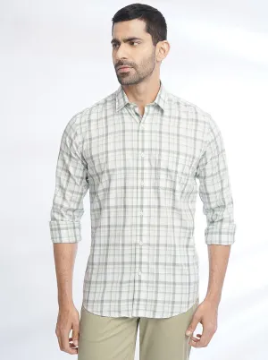 Light Green Checked Slim Fit Semi Casual Shirt | JadeBlue